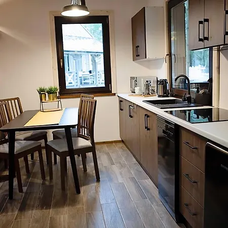 Holiday home Lesna Osada Na Kaszubach - Drewniane Na Wynajem Bartoszylas