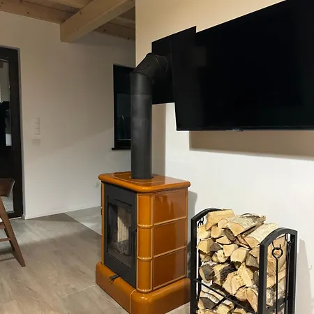 Holiday home Lesna Osada Na Kaszubach - Drewniane Na Wynajem *