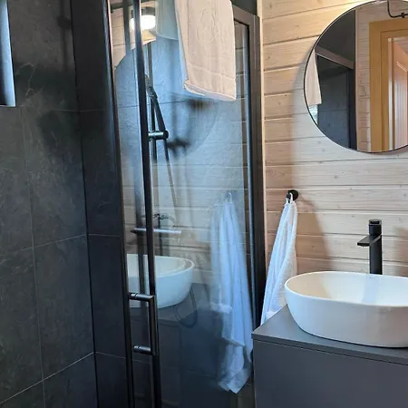 Lesna Osada Na Kaszubach - Drewniane Na Wynajem Ferienhaus *